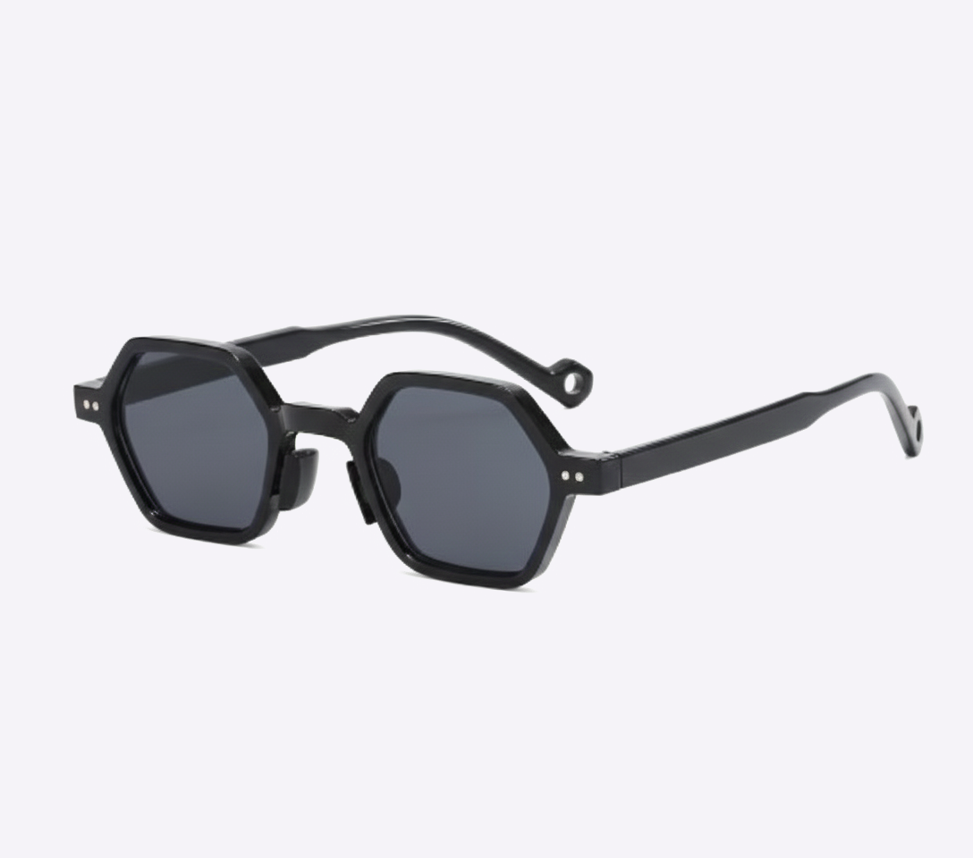 ELIO. BLACK SMOKE